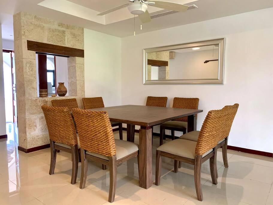 קנקון Charming Lagoon Front Villa By Casa Paraiso מראה חיצוני תמונה